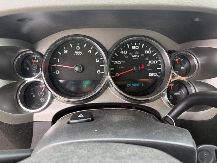 2012-gmc-sierra-2500-image-15