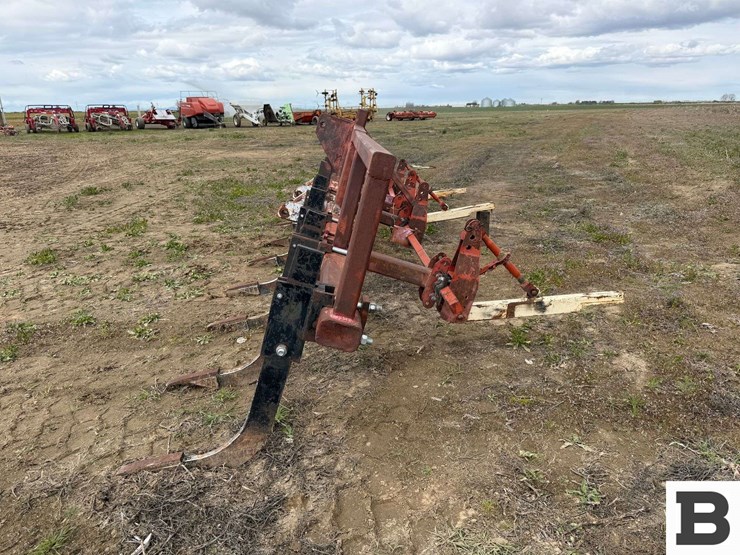 dammer-diker-bar-image-2