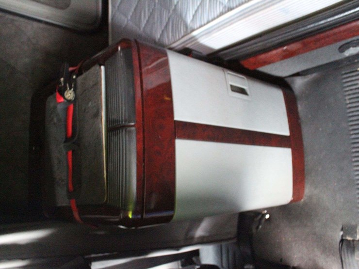 2019-freightliner-corando-glider-3alxfb001ldls9685-mileage:-does-not-run-image-31