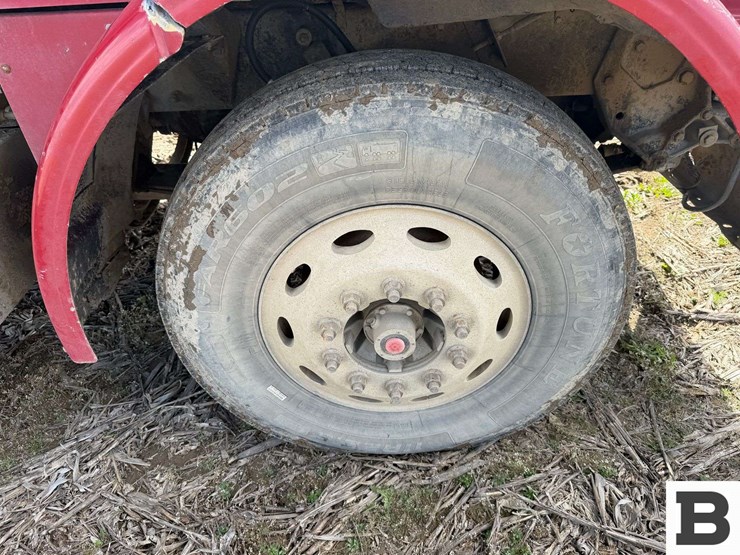 1995-peterbilt-378-image-27