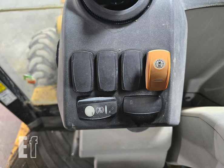 2007-caterpillar-420e-image-22