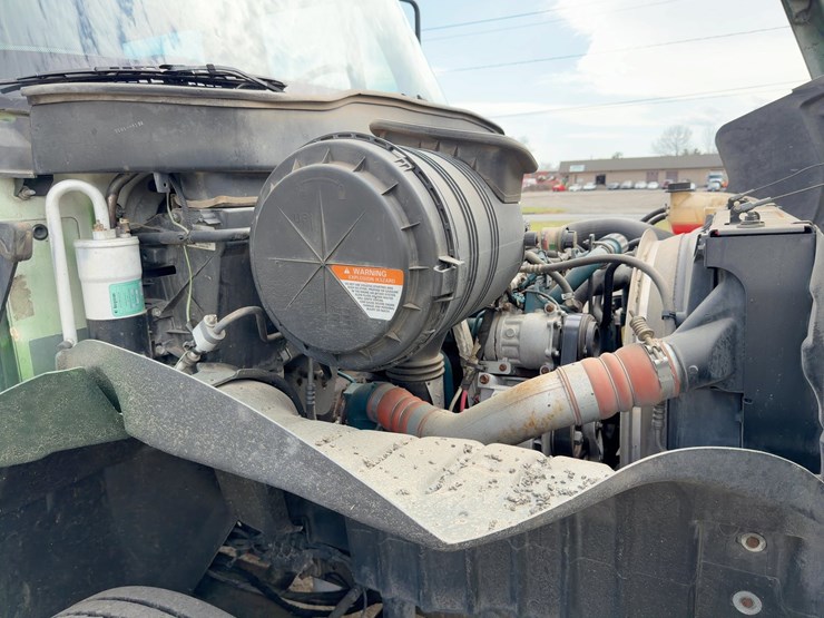 2007-international-durastar-4400-image-11