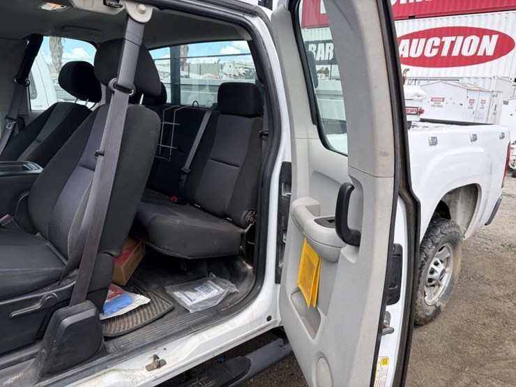 2012-gmc-sierra-2500-image-11