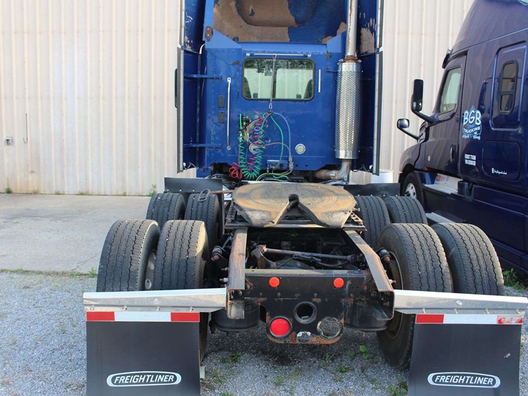 2018-freightliner-semi-3alxa7007jdjt5039-mileage:-does-not-run-image-17