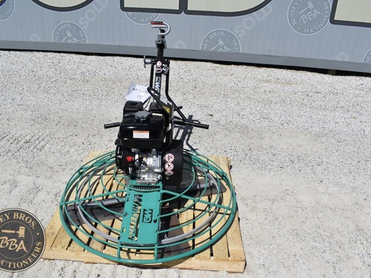 whiteman-48-inch-walk-behind-trowel-42830-image-2