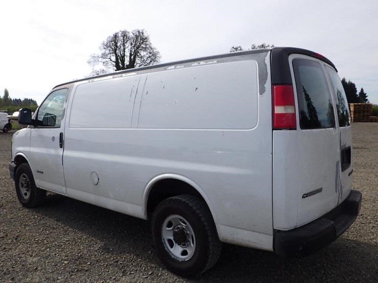 2003-chevrolet-3500-image-7