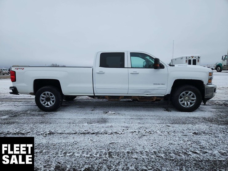 2018-chevrolet-silverado-3500hd-image-7
