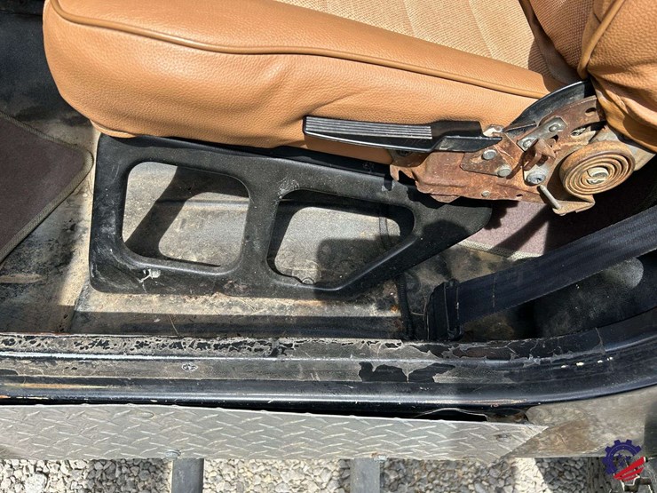 1994-jeep-wrangler-image-63