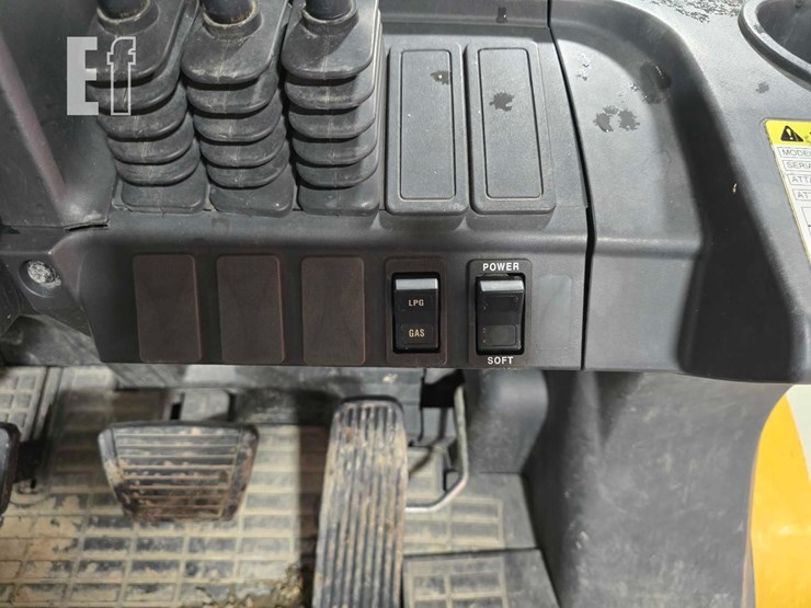 caterpillar-gp25n-image-19