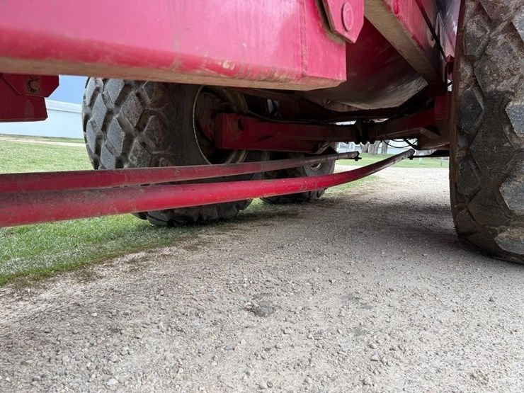 jamesway-auto-trac-5600-gallon-manure-tanker-image-11
