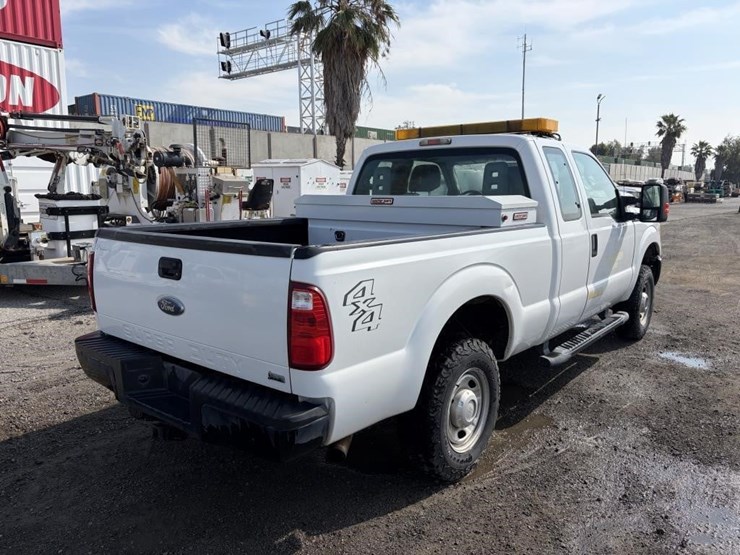 2011-ford-f250-image-3