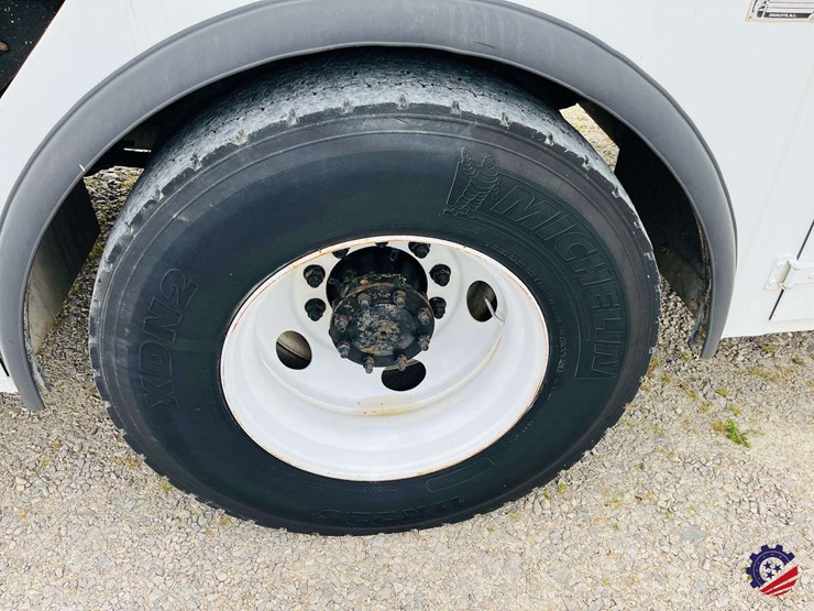 2015-international-durastar-4300-image-77