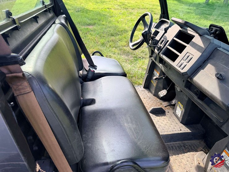 2019-john-deere-gator-xuv-835m-image-47