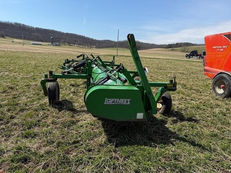 loftness-30’-stalk-chopper-image-3