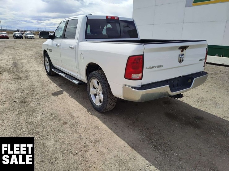 2013-dodge-1500-image-3