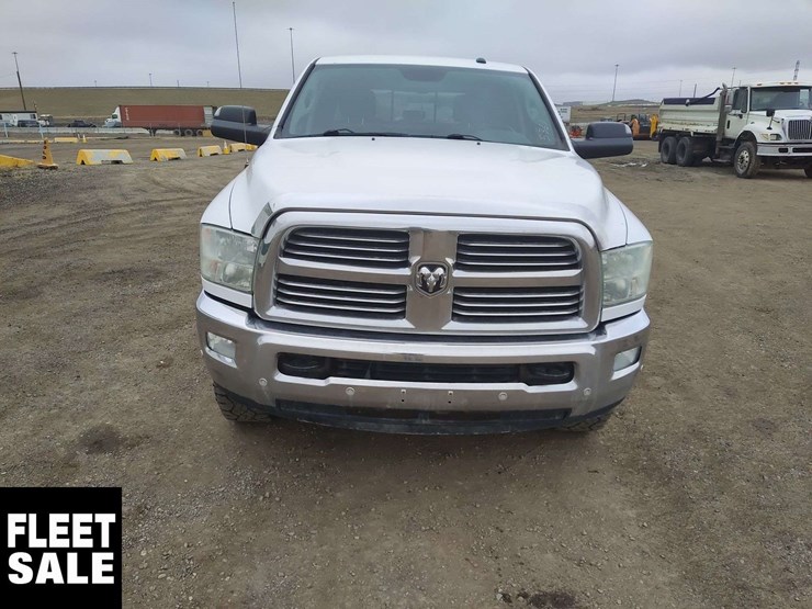 2018-dodge-2500-image-8