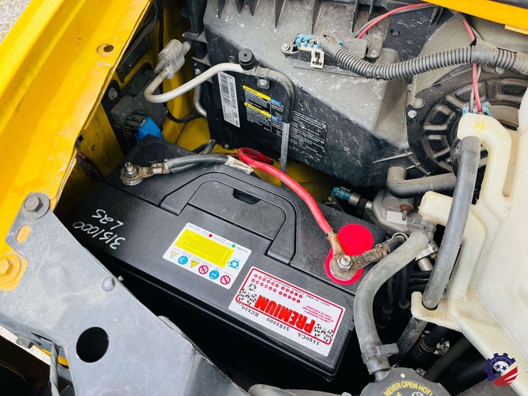 2009-gmc-savana-s/a-enclosed-roadside-service-truck-image-84