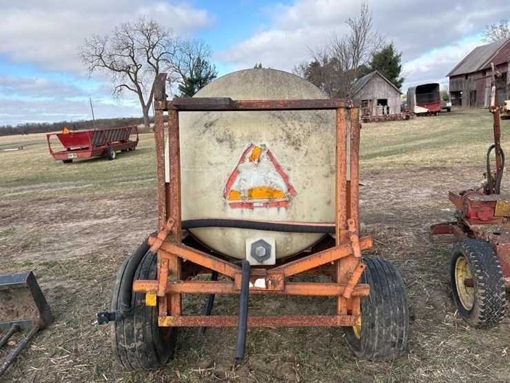 500gal-tank-on-trailer-image-6