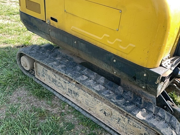 agrotk-r35-mini-excavator-346-hours-kubota-engine-image-9