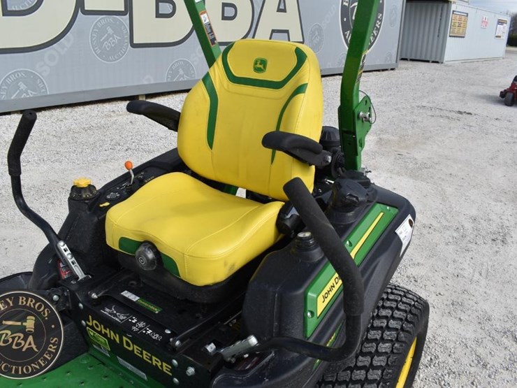 2024-john-deere-z930m-image-15