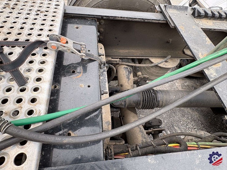 2024-international-hx520-image-35