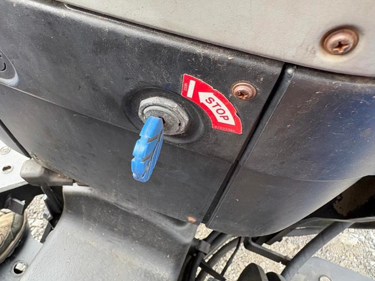 new-holland-45-image-35