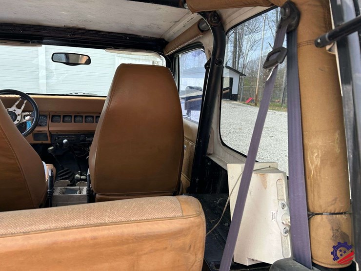 1994-jeep-wrangler-image-85