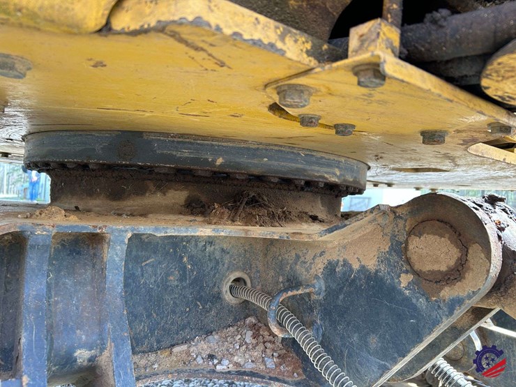 2009-komatsu-pc88mr-8-image-35