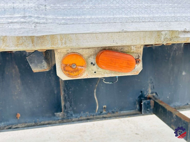 utility-flatbed-image-24