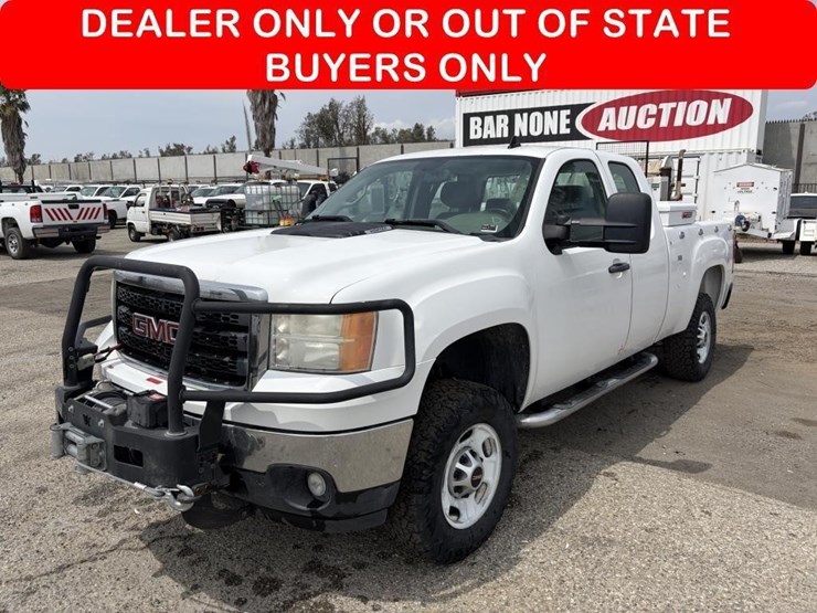 2012-gmc-sierra-2500-image-1