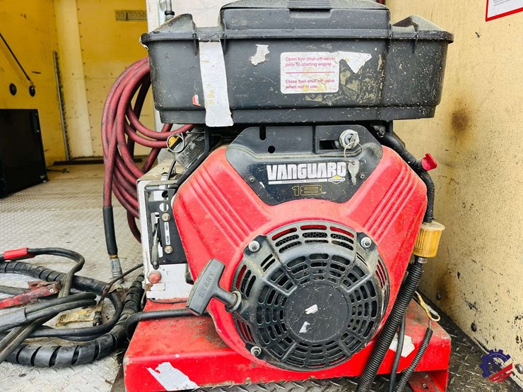 2009-gmc-savana-s/a-enclosed-roadside-service-truck-image-55