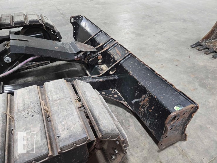 2022-caterpillar-307.5-image-15