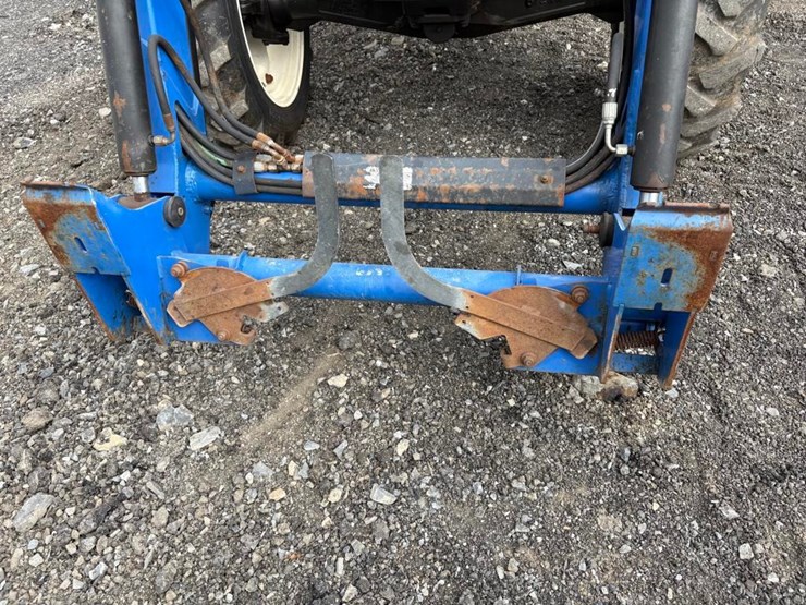 new-holland-45-image-8