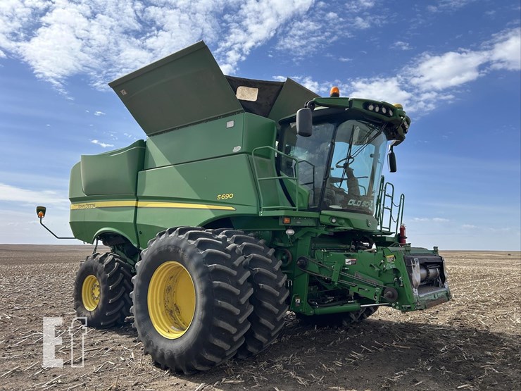 2012-john-deere-s690-image-3