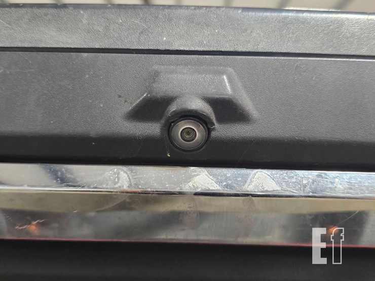 2021-ford-f350-image-17