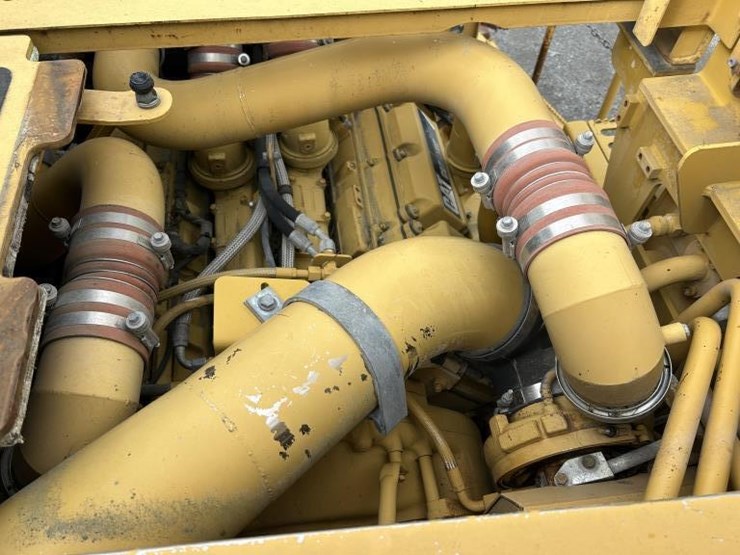 2012-caterpillar-ad55b-image-42