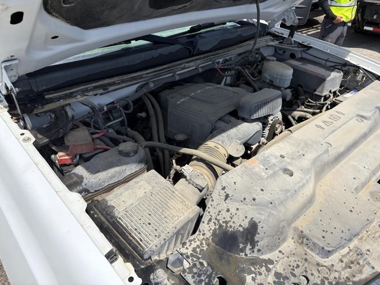 2012-gmc-sierra-3500-image-7