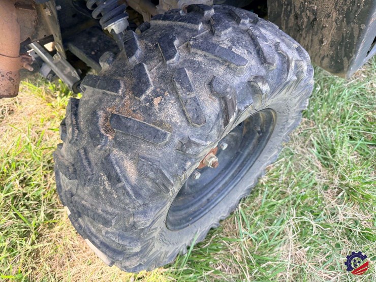 2019-john-deere-gator-xuv-835m-image-11