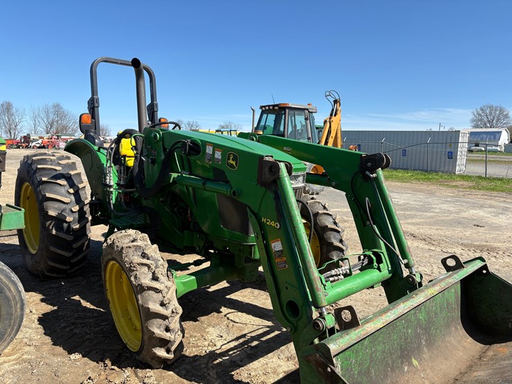 john-deere-5075e-image-6
