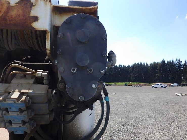 1996-gmc-3500-image-13