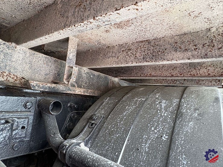 2007-international-sf525-t/a-dump-truck-image-31