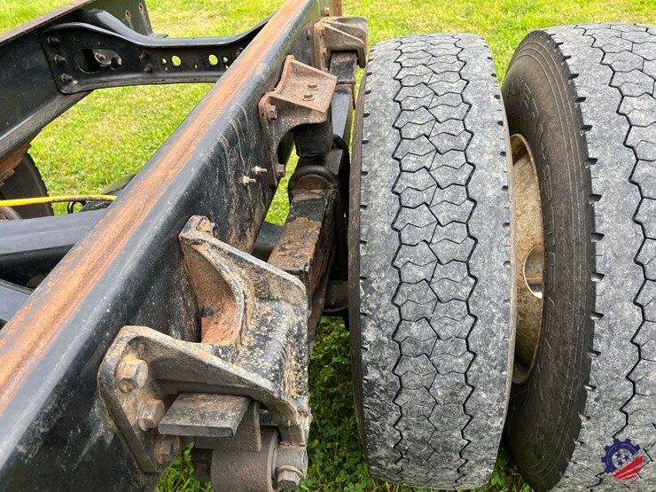 2006-ford-f750-image-10