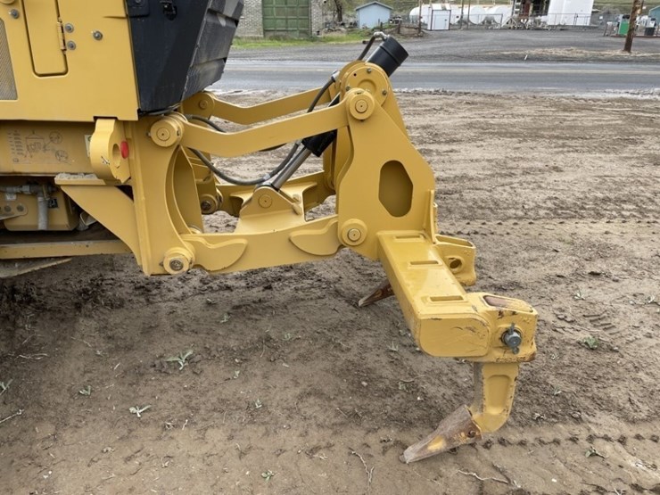 2018-caterpillar-12m3-awd-image-15