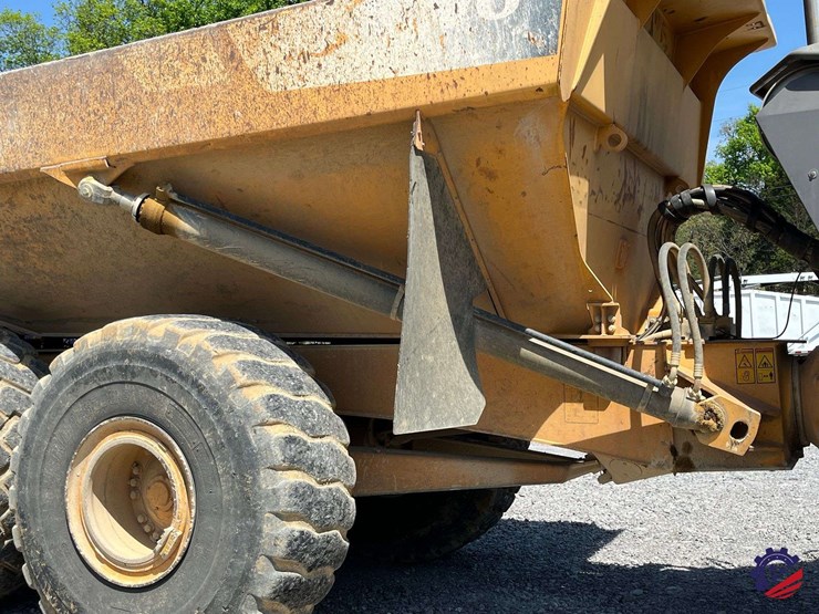 2012-volvo-a40f-image-41