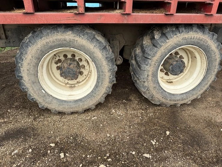 1999-freightliner-fld112-image-4