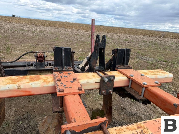 tye-118-820-image-19