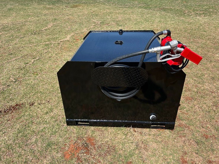 2026-x-star-fuel-tank-image-1