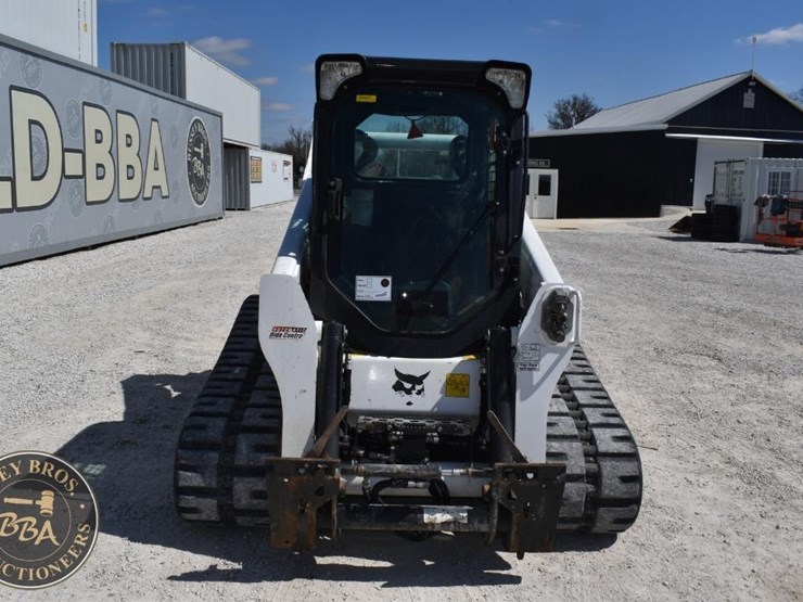 2023-bobcat-t770-image-9