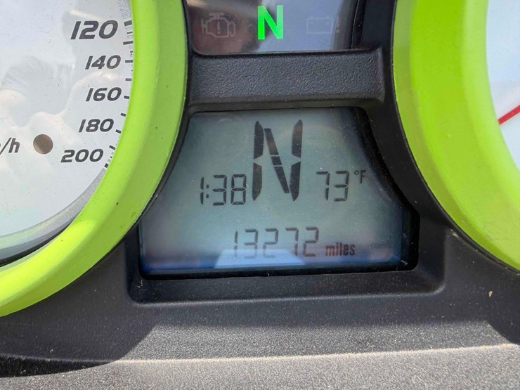 yamaha-victory-motorcycle-image-11