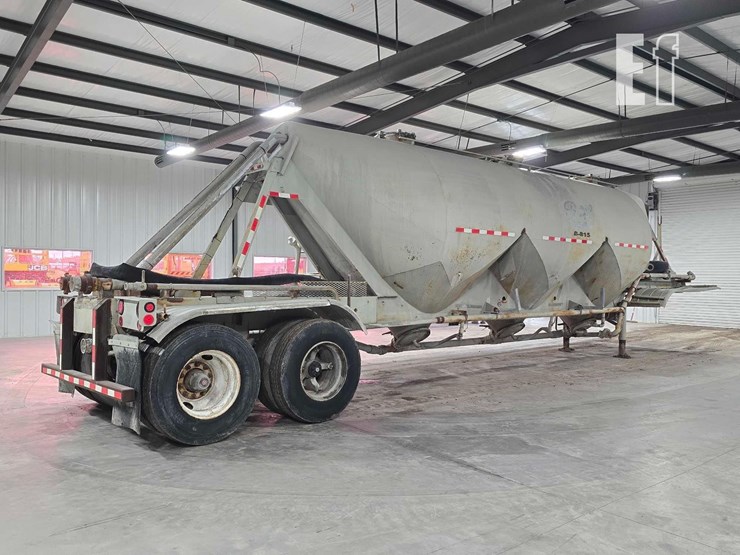 41-foot-tank-trailer-image-3